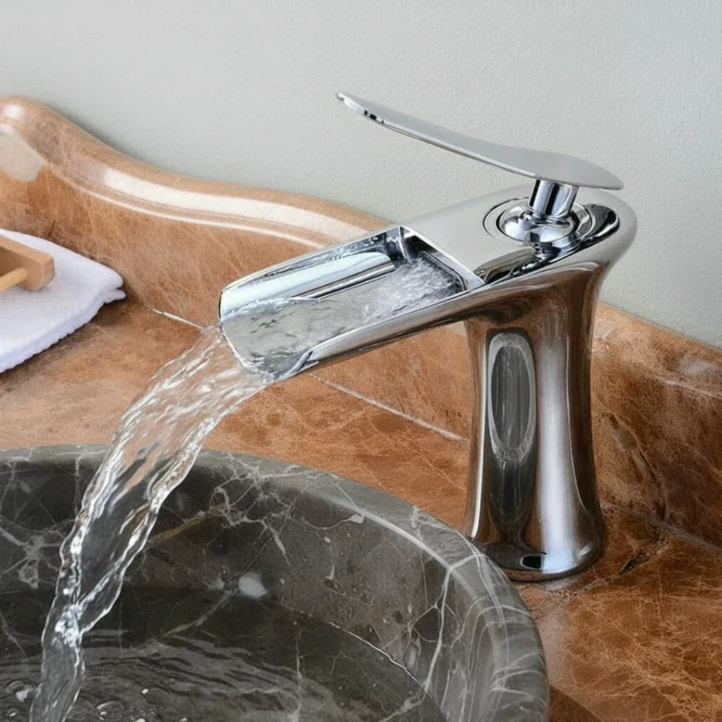 Cascade Compact - Waterfall Basin Tap