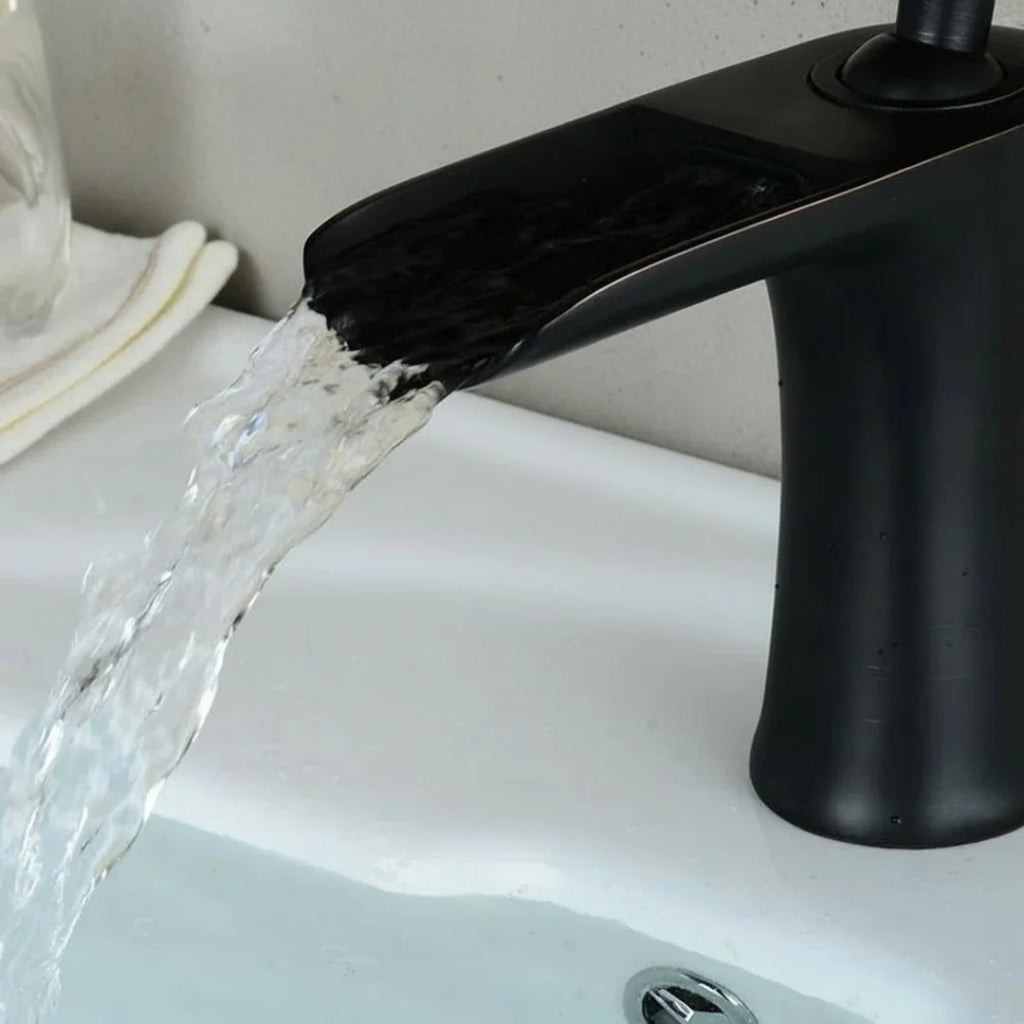 Cascade Compact - Waterfall Basin Tap