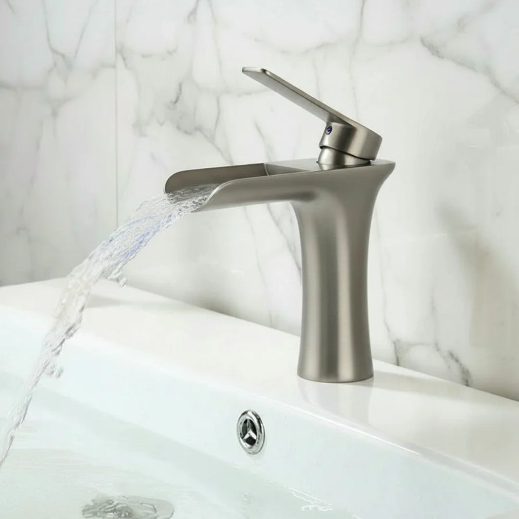 Cascade Compact - Waterfall Basin Tap