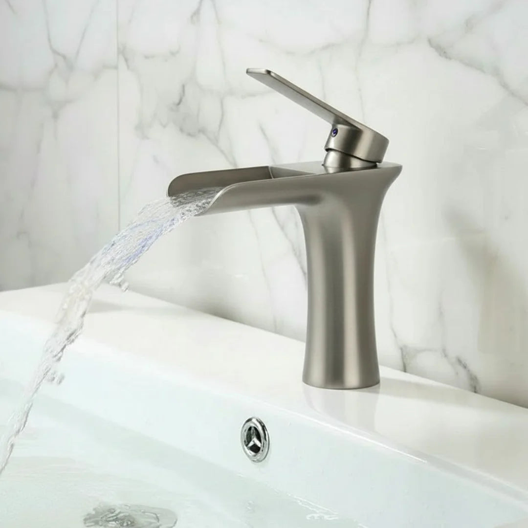 Cascade Compact - Waterfall Basin Tap