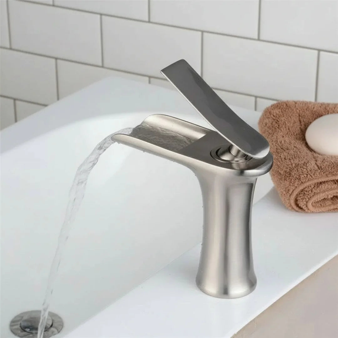 Cascade Compact - Waterfall Basin Tap