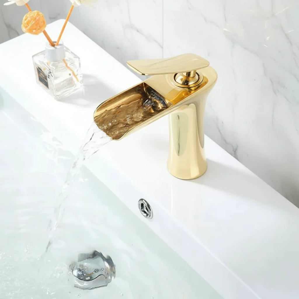Cascade Compact - Waterfall Basin Tap
